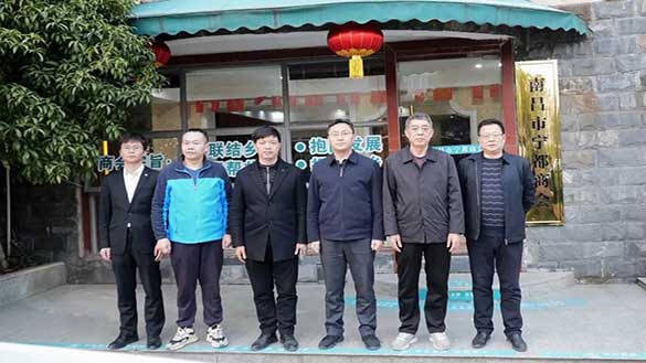 寧都縣委副書記、副縣長黃海一行蒞臨南昌寧都商會指導工作